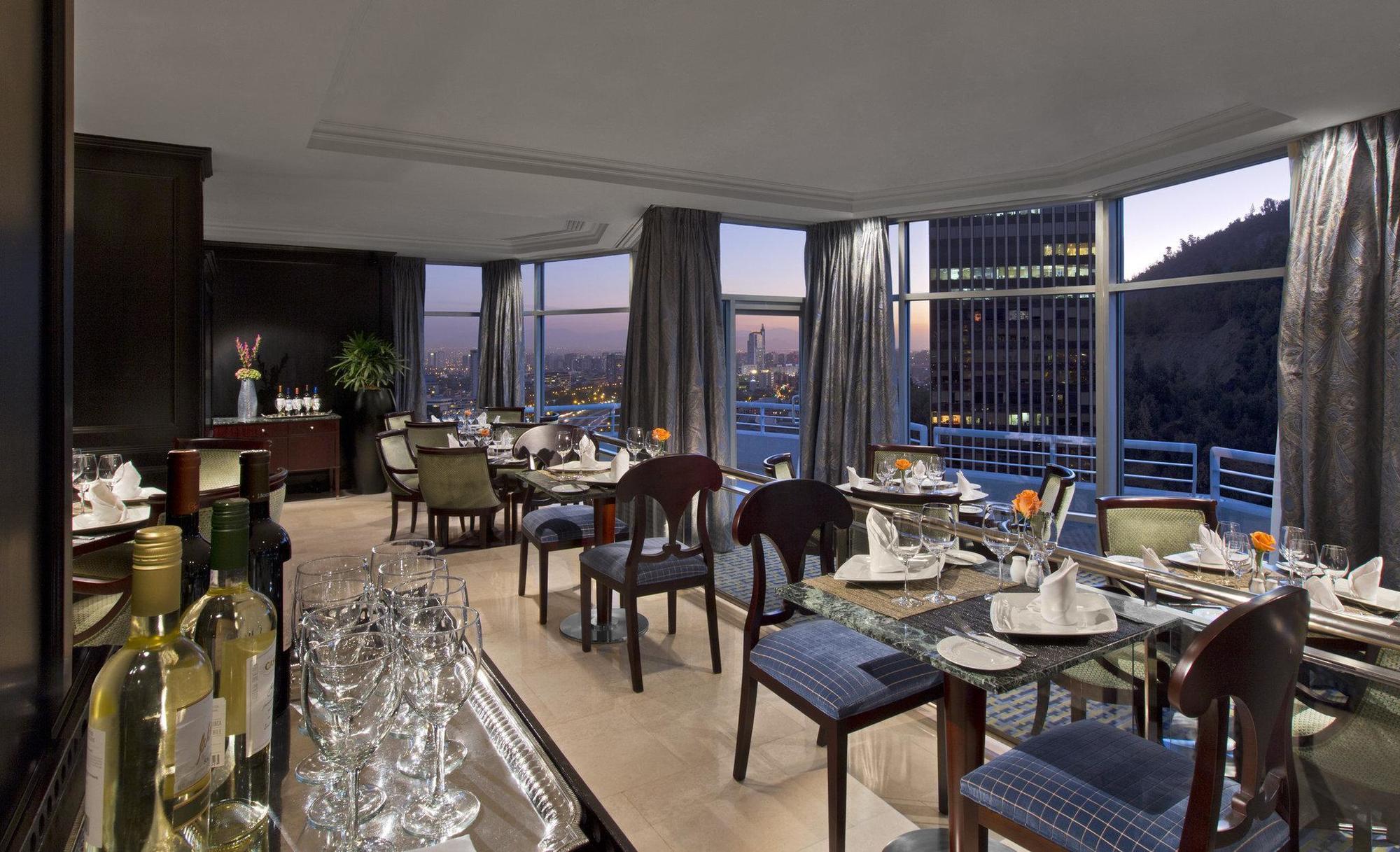 San Cristobal Tower - A Luxury Collection Hotel Santiago del Cile Esterno foto