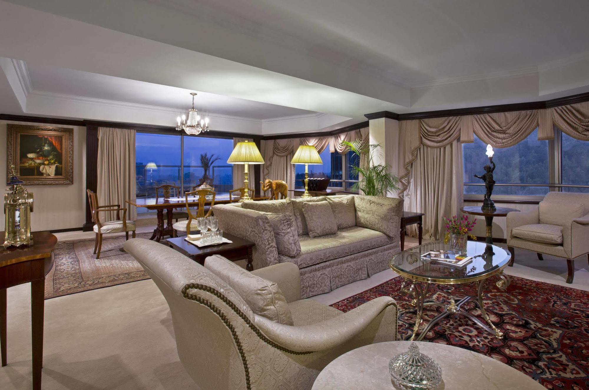 San Cristobal Tower - A Luxury Collection Hotel Santiago del Cile Esterno foto